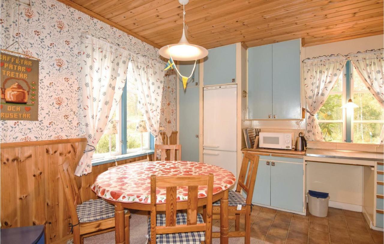 Sutterhojden 2 Bedroom Stunning Home In Molkom מראה חיצוני תמונה